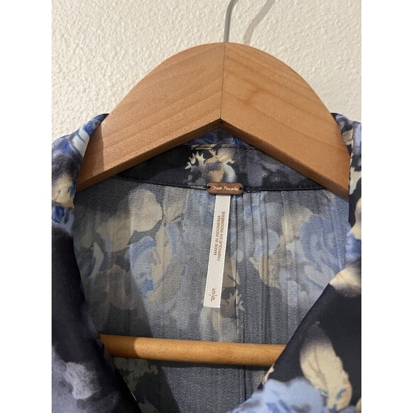 Free People Bad at Love Blouse Sheer Floral Ruffle Sleeve Lace Boho Fairy Whimsy - Picture 7 of 13